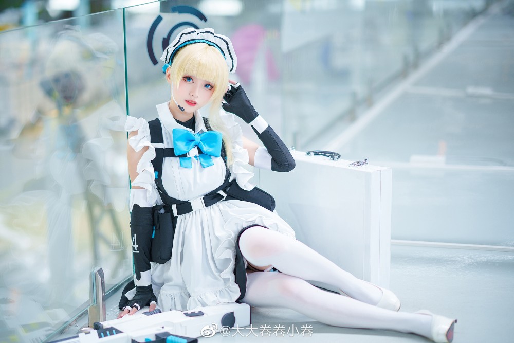 那么老师，请您在身旁注视着我。 碧蓝档案 飞马鸟时@大大卷卷小卷